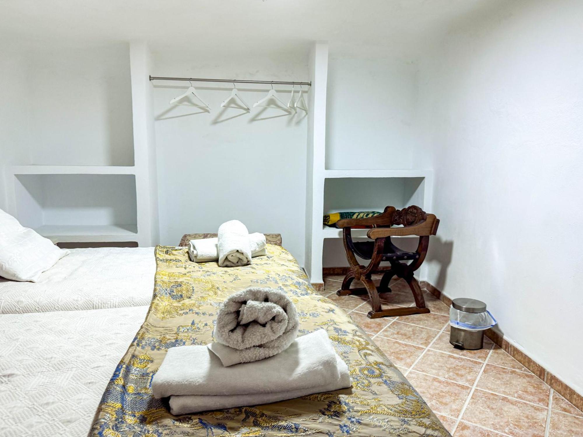 Casa Cueva Rural Vico Ideal Grandes Grupos Freila Eksteriør billede